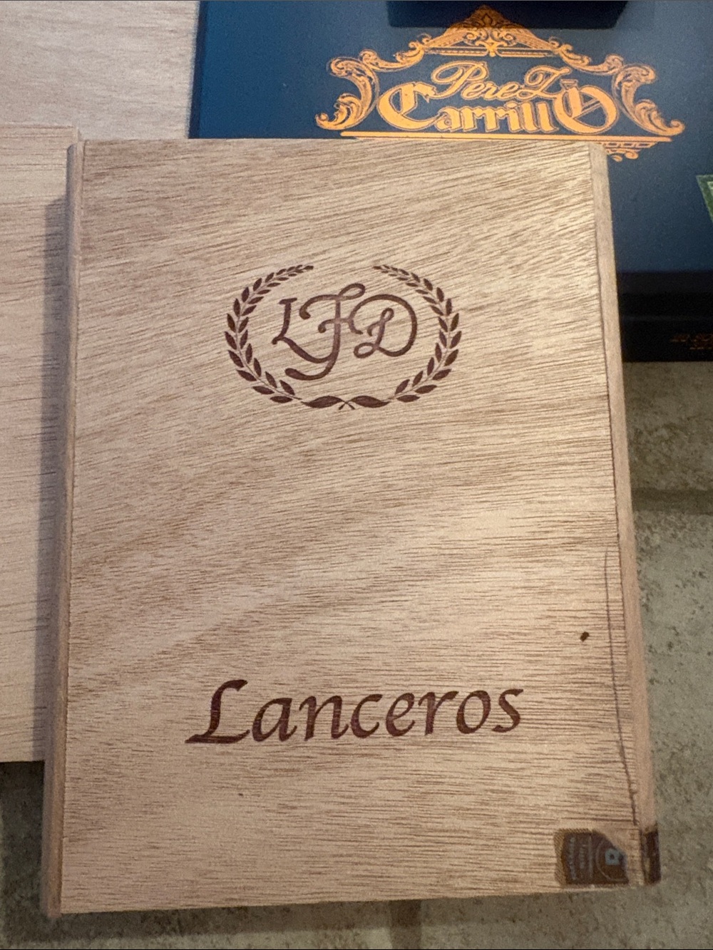 Assorted cigar boxes - Picture 3 of 10